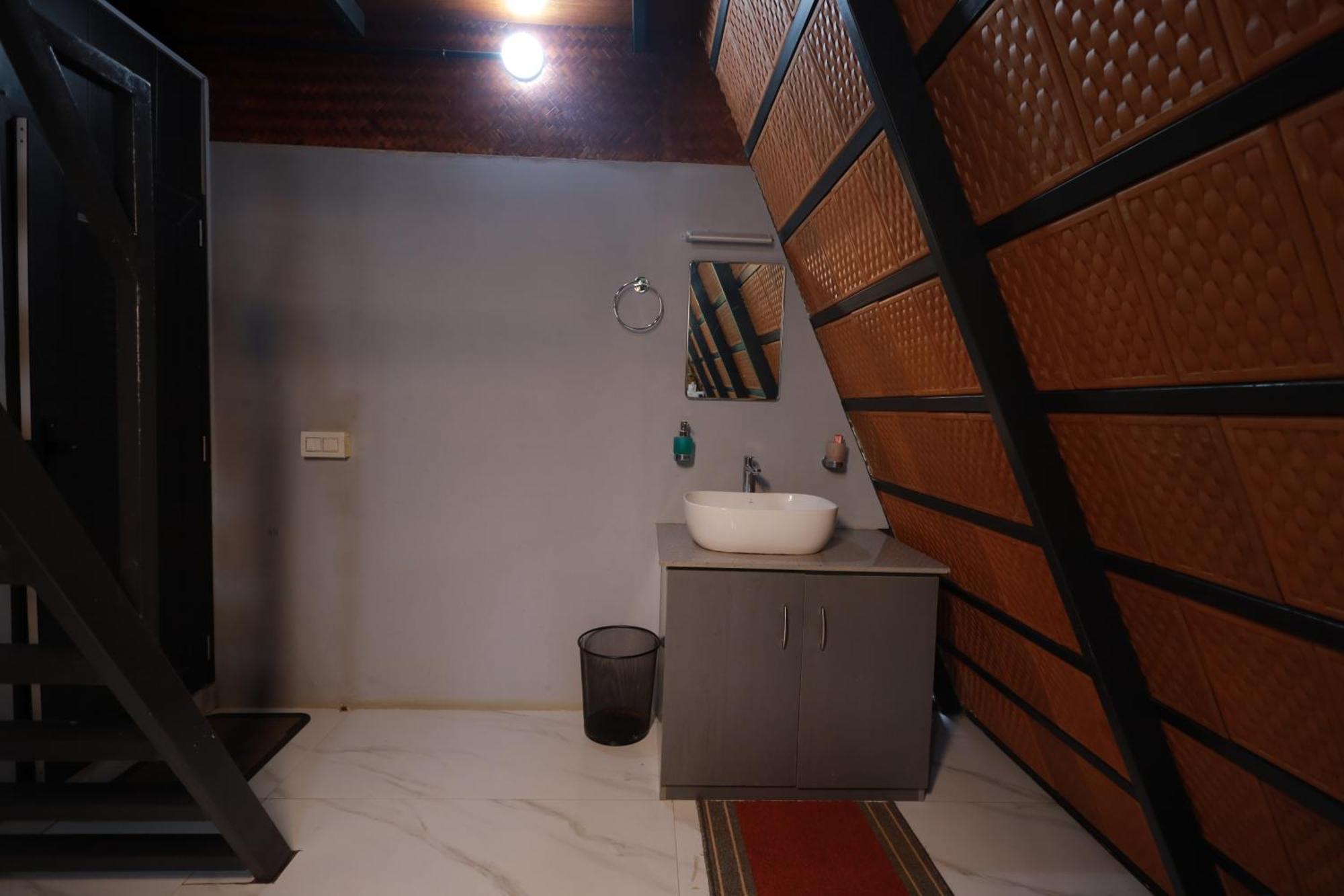 Paithalmala Holistic Stay Eco-Resort & Ayurvedic Retreat מראה חיצוני תמונה