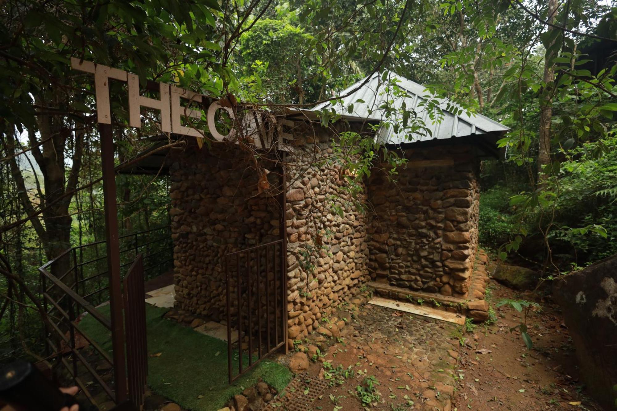 Paithalmala Holistic Stay Eco-Resort & Ayurvedic Retreat מראה חיצוני תמונה
