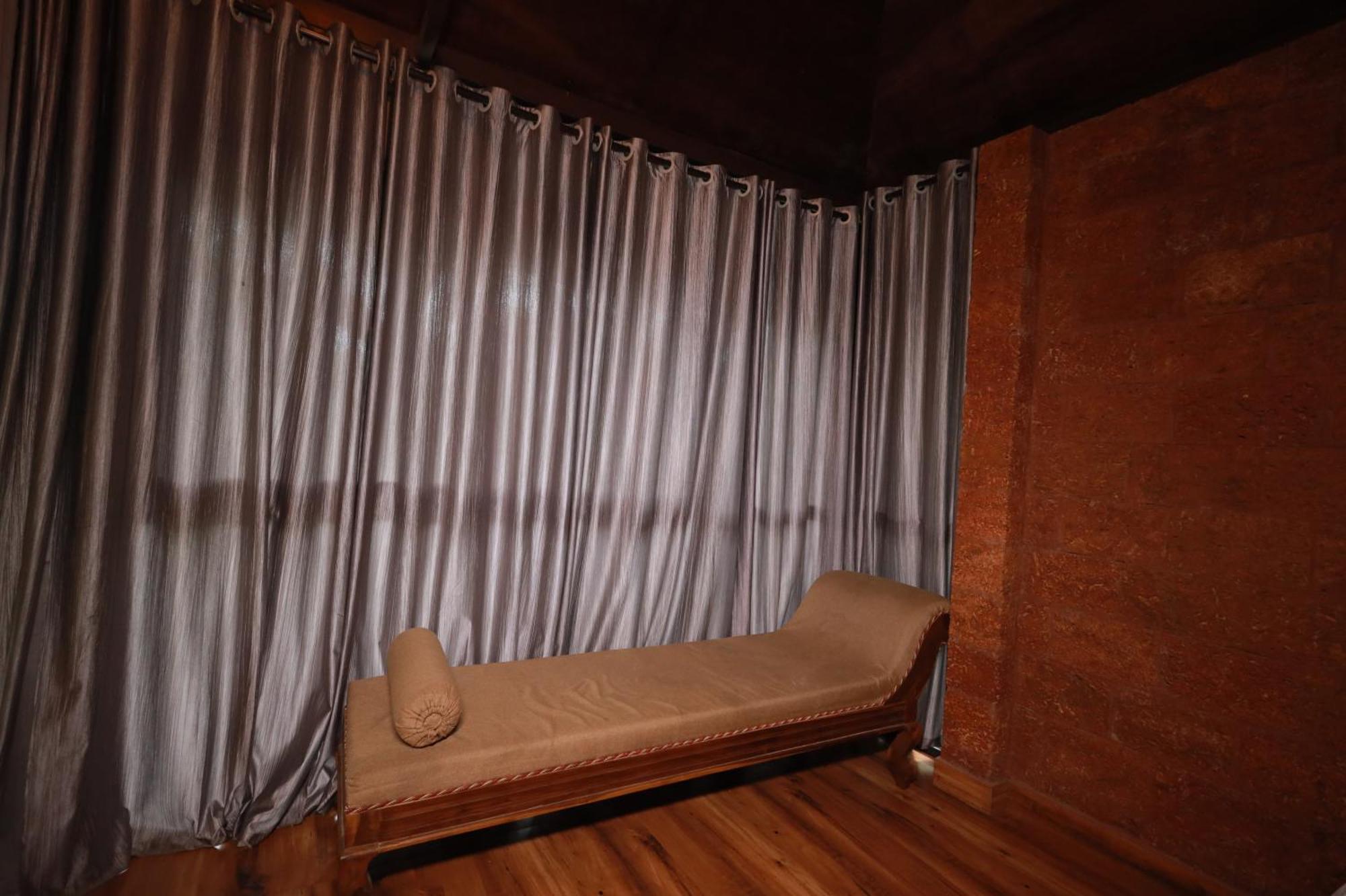 Paithalmala Holistic Stay Eco-Resort & Ayurvedic Retreat מראה חיצוני תמונה