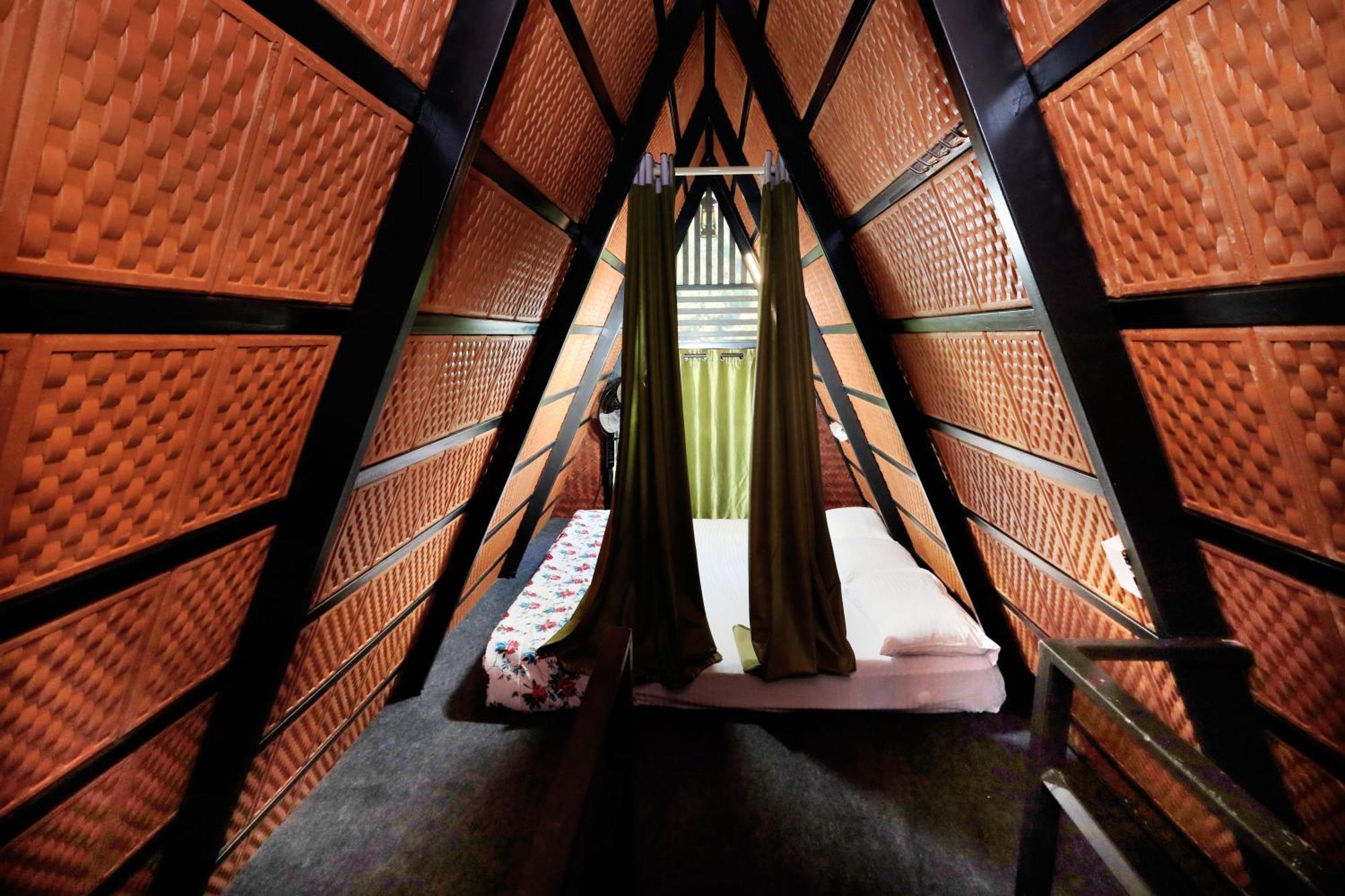 Paithalmala Holistic Stay Eco-Resort & Ayurvedic Retreat מראה חיצוני תמונה